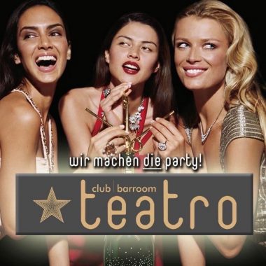 Get your Glam on @teatro